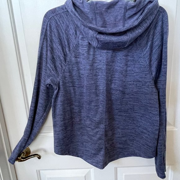 Athleta Techie Sweat Anorak in Navy Heather - Picture 4 of 10